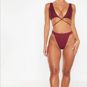 Pretty Little Thing bikini set!